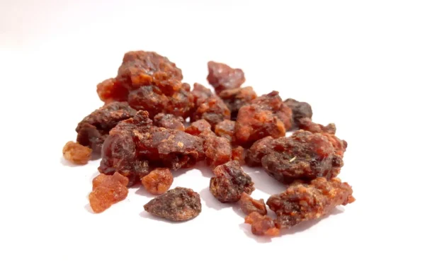 Resina de Mirra, en piedras